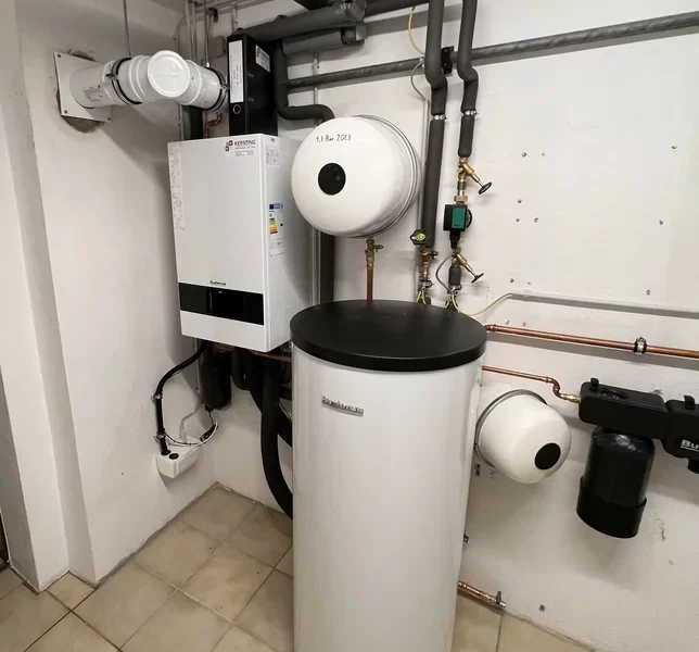 Gastherme mit 160 l Warmwasserspeicher in Manderbach