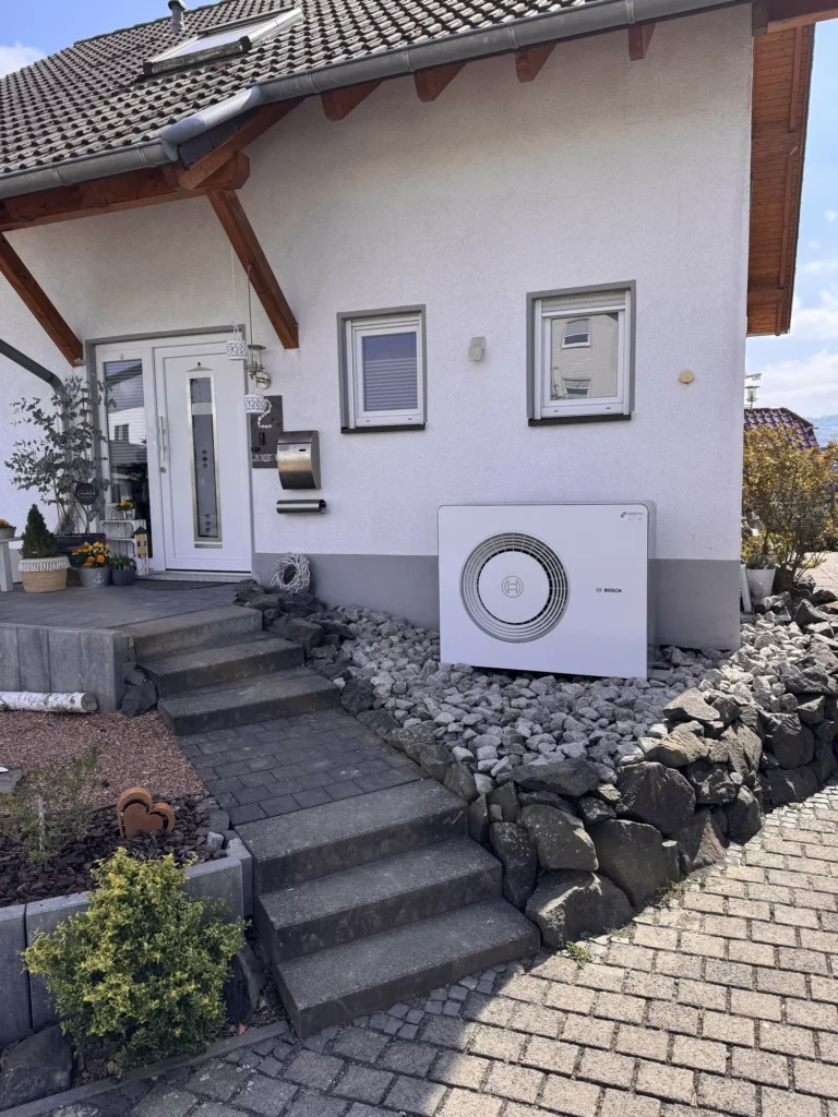 Wärmepumpe in Haiger, Bild 1 von 2